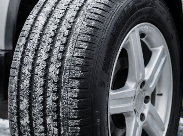All-Season vs. Seasonal Car Tires: What's the Difference?