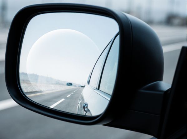 Aspherical vs. Spherical Car Mirrors: What's the Difference?