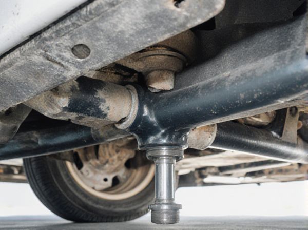 Banjo Axle vs. Salisbury Axle in Car Axles: What Is the Difference?