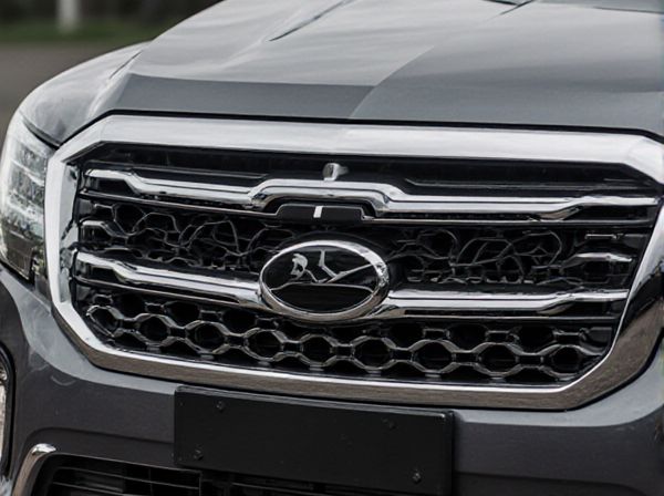 Bar Grille vs. Open Weave Grille in Car Grilles: What Is the Difference?