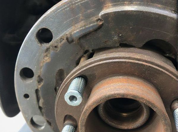 Bolt-On Flange vs. Welded Flange in Car Driveshafts: What's the Difference?