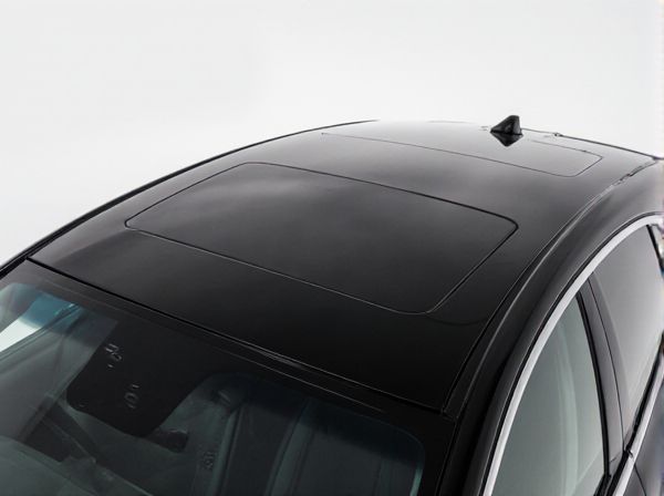 Cantilevered Roof vs. Hinged Roof in Car Design: What's the Difference?