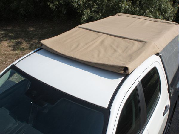 Canvas Roof vs. Vinyl Roof in Cars: What Is the Difference?