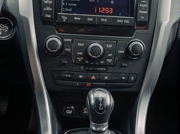 Direct-Shift vs. Traditional Automatic Car Transmissions: What Is the Difference?