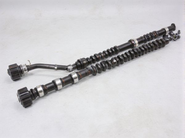 Double Cardan vs. Single Cardan in Car Driveshafts: What Are the Differences?