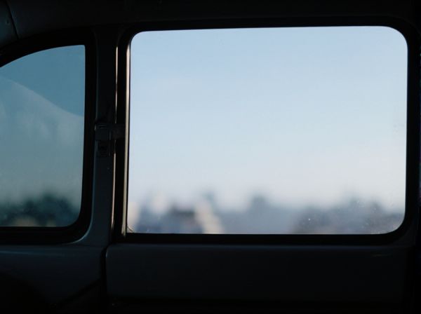 Double-Pane vs. Single-Pane Car Windows: What's the Difference?