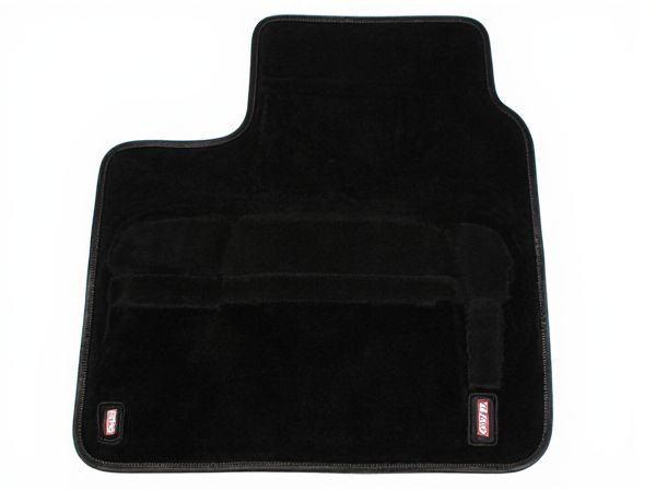 Driver Side vs Passenger Side Car Floor Mats: What's the Difference?