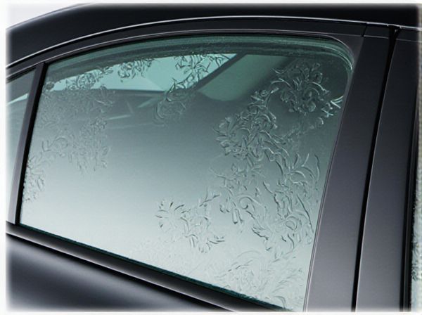 Embossed Tinted Glass vs. Dyed Tinted Glass in Car Windows: What Is the Difference?