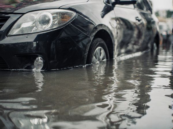 Enhanced Flooded vs. Standard Flooded Car Batteries: What Is the Difference?
