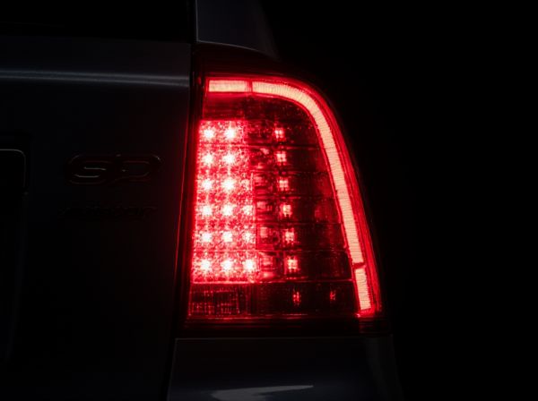 Fiber Optic Taillights vs. LED Matrix Taillights in Cars: What's the Difference?