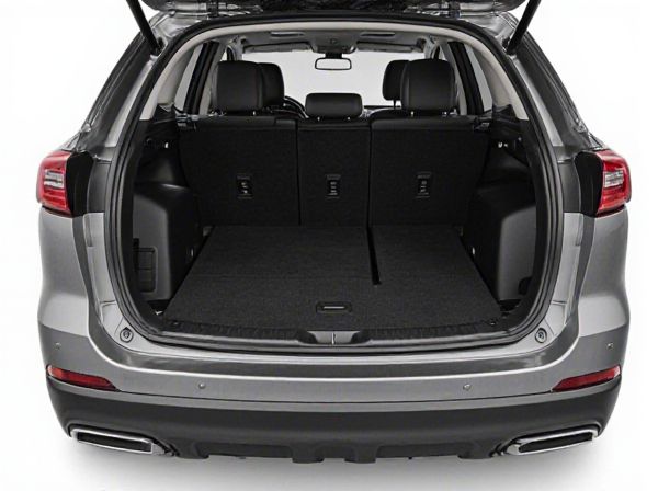 Flat-Folding Seatback vs. Non-Folding in a Car Trunk: What Is the Difference?