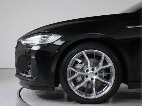 Floating Cap vs. Standard Cap in Car Wheels: What Is the Difference?
