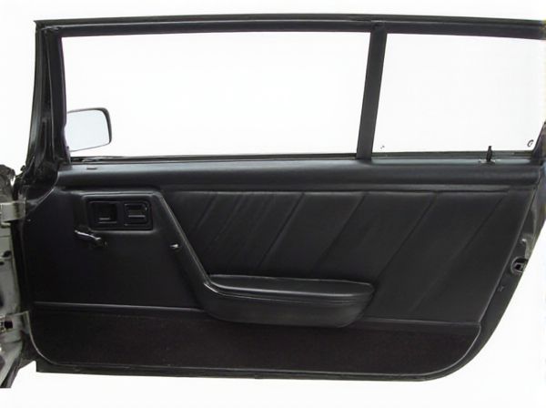 Flush-Mounted Window vs. Raised Window in Car Doors: What Is the Difference?