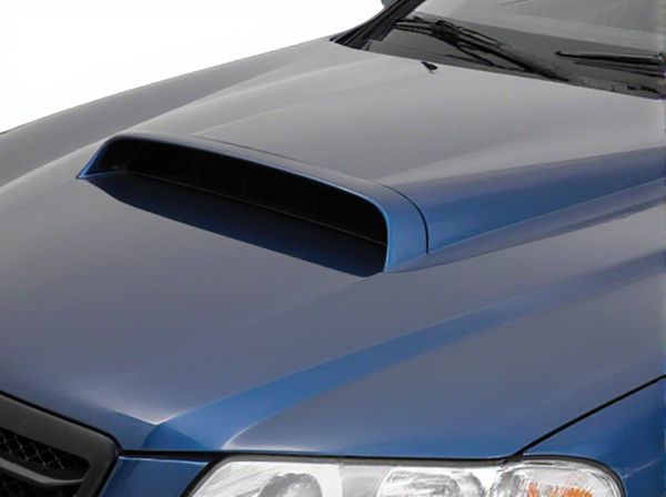 Functional Hood Scoop vs. Decorative Hood Scoop on Car Hoods: What Is the Difference?