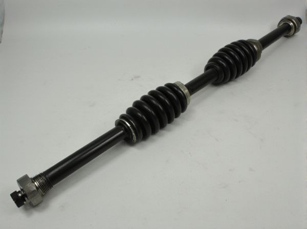 Greaseable vs Non-Greaseable U-Joints in Car Driveshafts: What's the Difference?