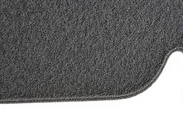 Heather Grey Carpet vs. Solid Color Carpet in Car Interiors: What Is the Difference?