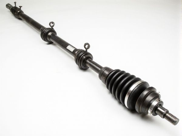 Hollow Driveshaft vs. Solid Driveshaft in Cars: What Is the Difference?
