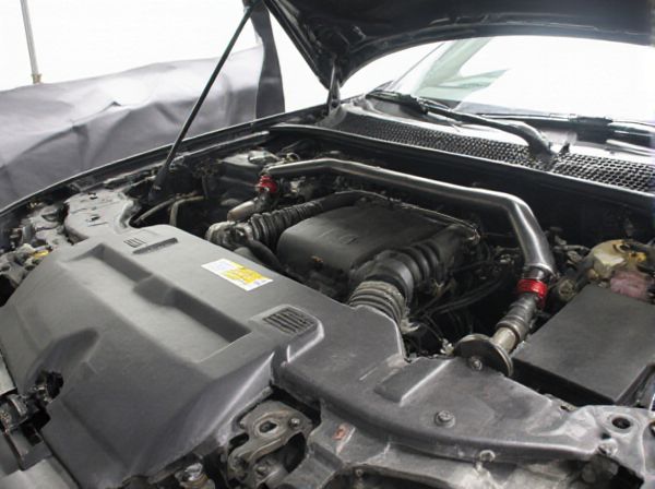 Hood Struts vs. Hood Prop Rods in Car Hoods: What Is the Difference?