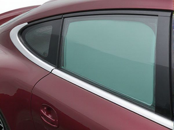 Hydrophobic Coated Glass vs. Non-Coated Glass in Car Windows: What Is the Difference?