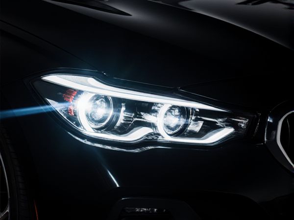 Laser Headlights vs. OLED Headlights in Cars: What Are the Differences?