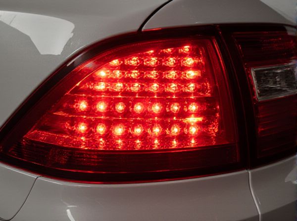LED Matrix vs. Standard LEDs in Car Taillights: What's the Difference?