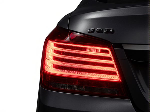 LED Taillight vs. Halogen Taillight in Cars: What Is the Difference?