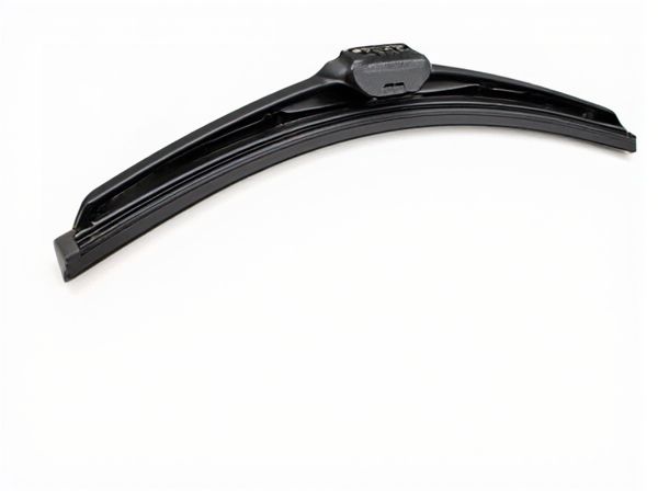 Left-Hand Drive Blade vs. Right-Hand Drive Blade in Car Wipers: What's the Difference?