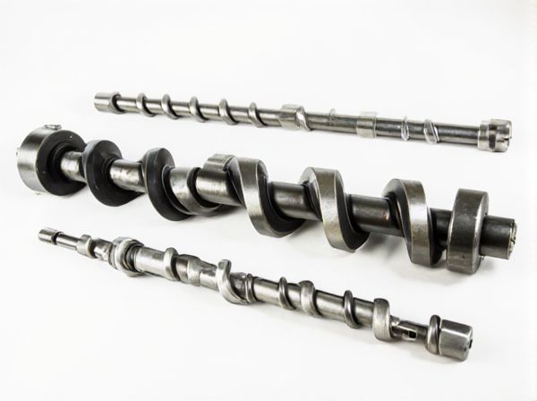 Low Lift Camshaft vs. High Lift Camshaft in Car Engines: What Is the Difference?