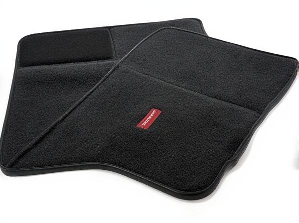 Moulded Carpet vs. Unmoulded Carpet in Cars: What's the Difference?