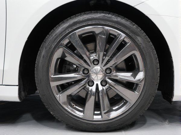 Multi-Piece Wheels vs. Monoblock Wheels: What's the Difference?