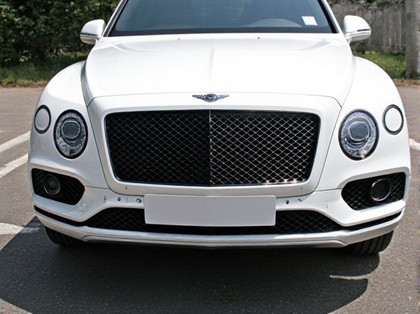 Perforated Grille vs. Slotted Grille in Car Design: What's the Difference?