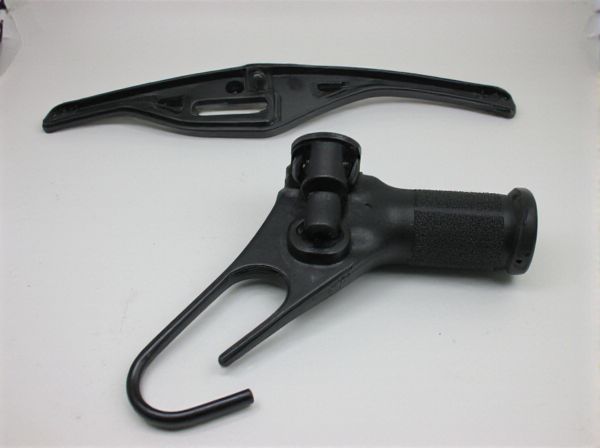 Pinch Tab Arm vs. Hook Arm in Car Wipers: What Is the Difference?
