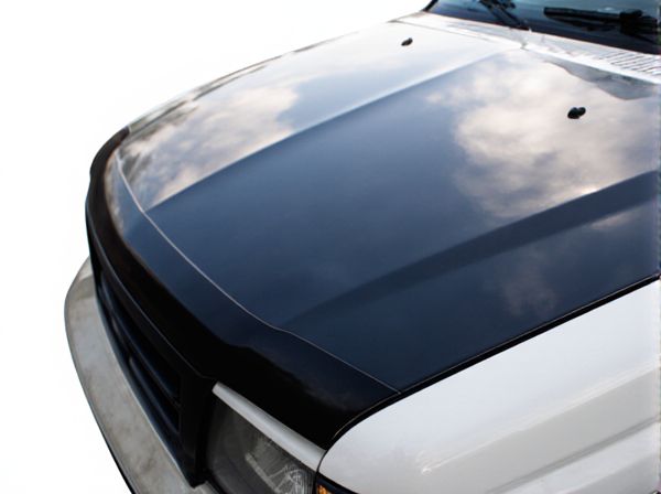 Power Bulge Hood vs. Flat Hood: What Is the Difference?