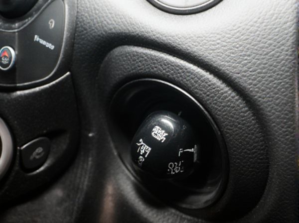 Preselector vs. Manual Shift in Car Transmissions: What Is the Difference?