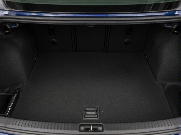 Quick-Release Latch vs. Mechanical Latch in Car Trunks: What Are the Differences?