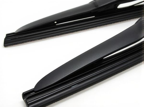 Rear Blade vs. Front Blade in Car Wipers: What Is the Difference?