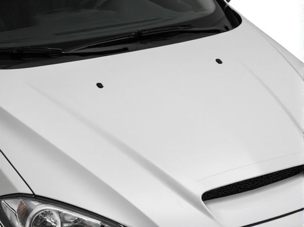 Reinforced Hood vs. Lightweight Hood in Cars: What Is the Difference?