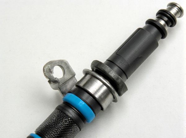 Returnless Fuel System Injector vs. Return Fuel System Injector in Cars: What Is the Difference?