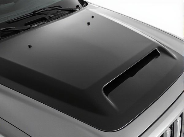 Reverse Cowl Hood vs. Forward Cowl Hood: What's the Difference in Car Hoods?