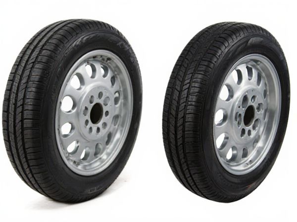 Reverse Mount vs. Standard Mount Wheels on Cars: What Is the Difference?