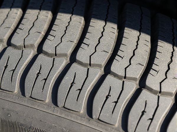 Rib Tread vs. Lug Tread in Car Tires: What Is the Difference?