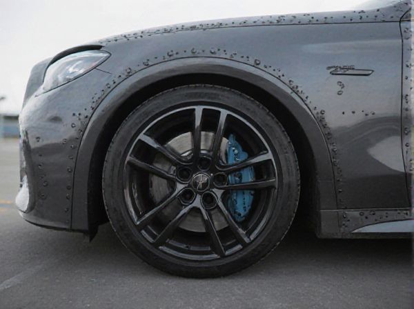 Riveted vs. Seamless Car Wheels: What Is the Difference?