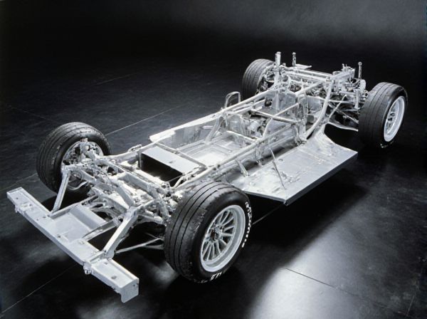 Semi-Monocoque vs. True Monocoque Car Chassis: What's the Difference?