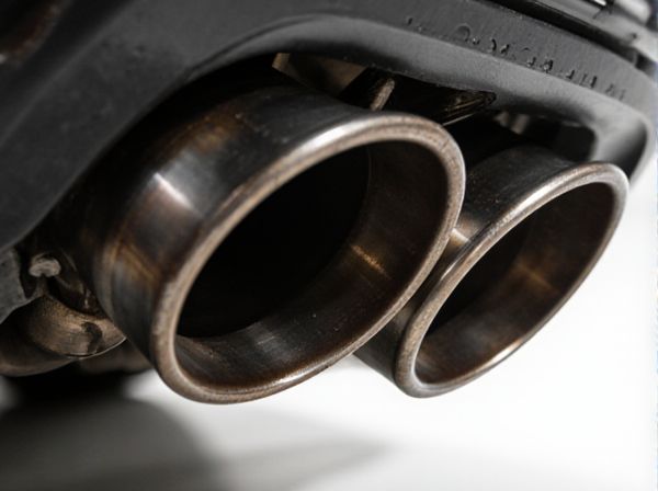Slip-Fit Joint vs. Flanged Joint in Car Exhausts: What's the Difference?