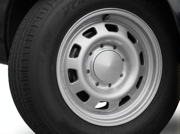 Slotted Center vs. Solid Center Car Wheels: What's the Difference?