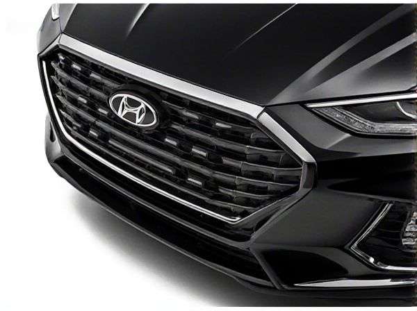 Smoked Grille vs. Chrome Grille in Cars: What Is the Difference?