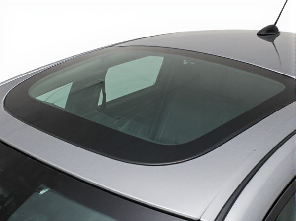 Solid Roof vs. Glass Roof in Cars: What Is the Difference?
