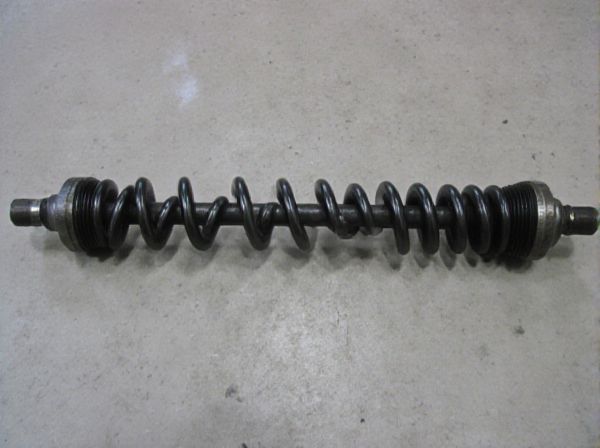 Spline Driveshaft vs. Non-Spline Driveshaft in Cars: What Is the Difference?