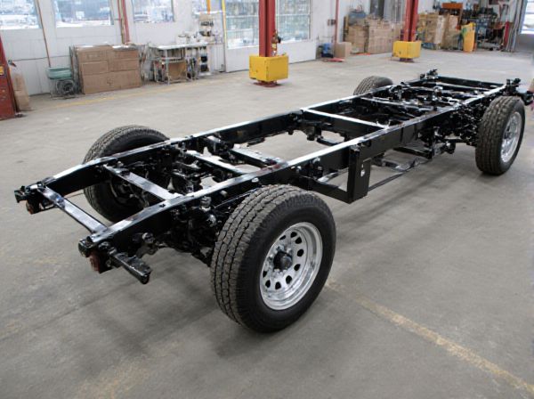 Stamped Steel vs Aluminum Chassis: What's the Difference in Car Construction?
