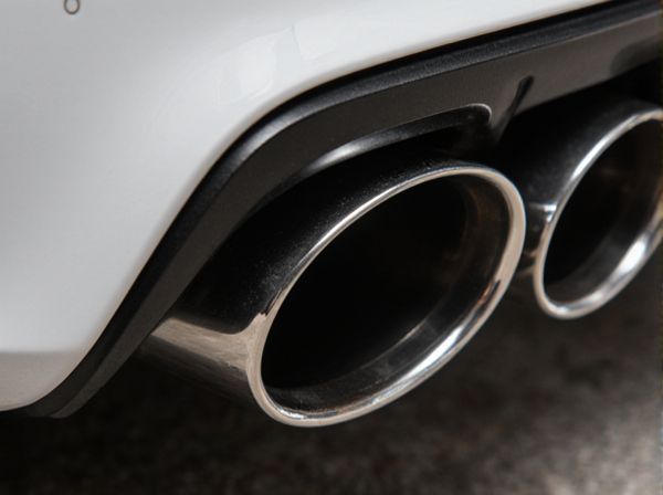 Straight Pipe vs. Muffled Pipe in Car Exhaust: What Is the Difference?